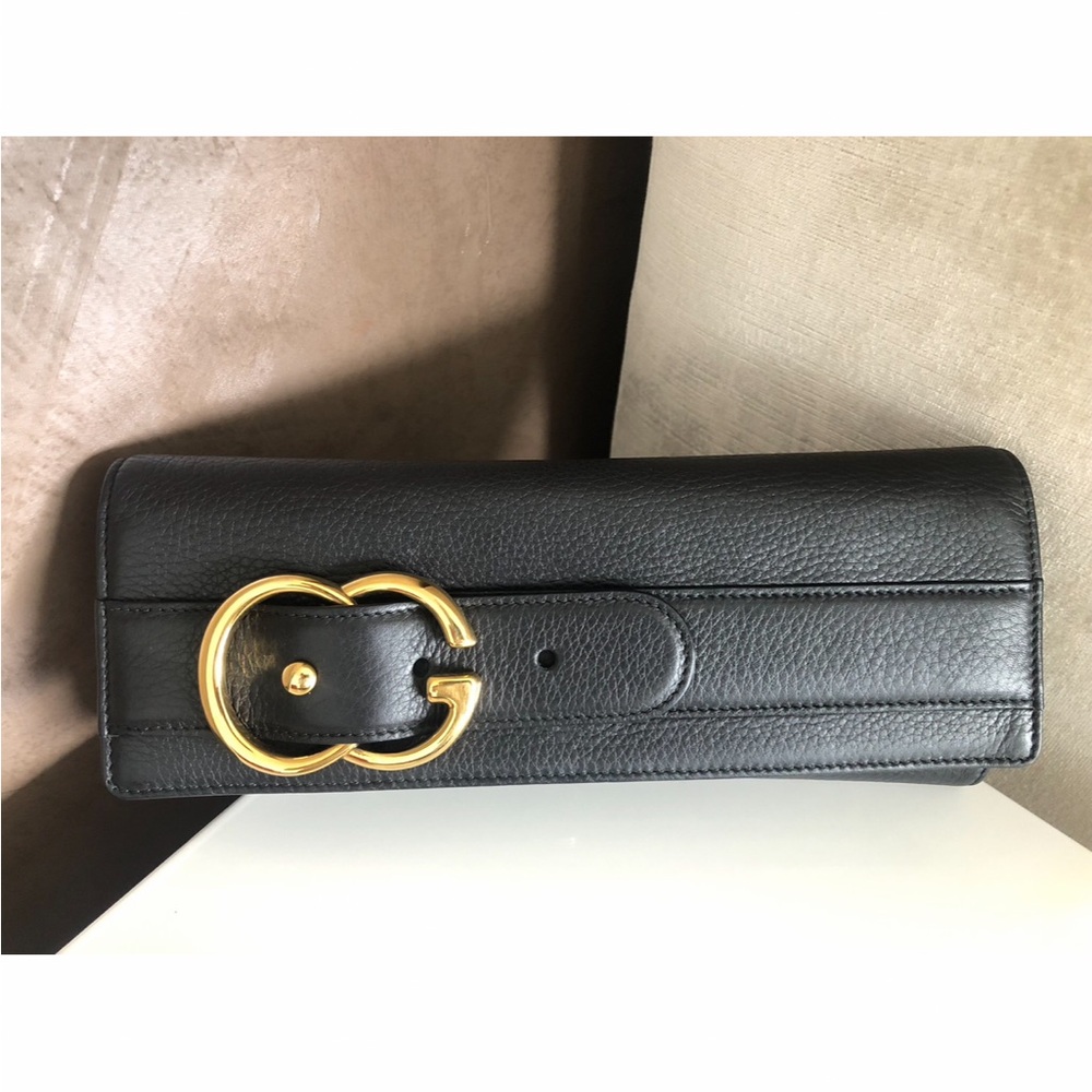 Gucci Black Leather Clutch with Gold Accent - Picture 2 of 9